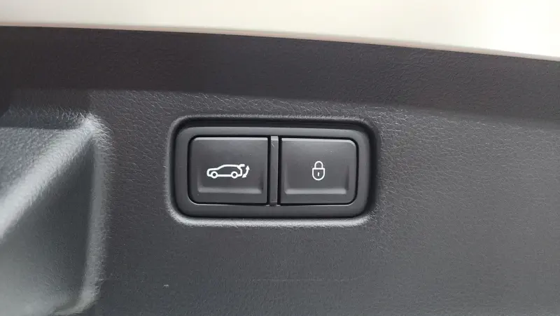 Genesis GV60