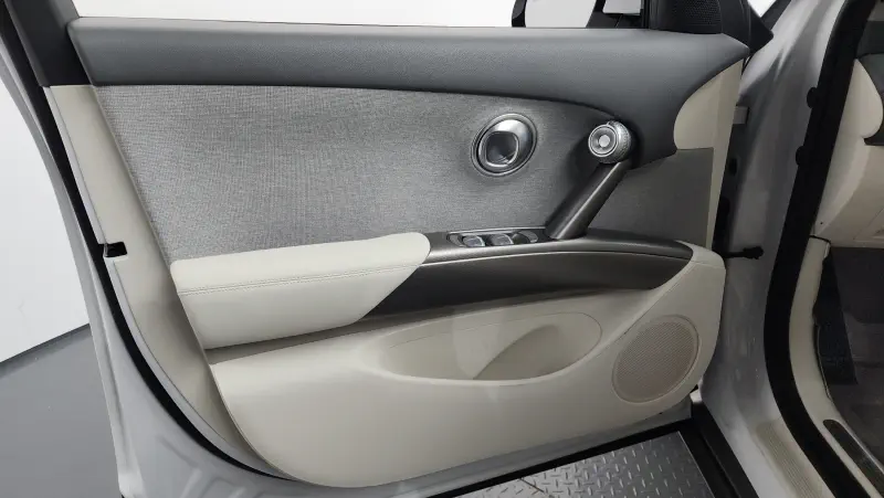 Genesis GV60
