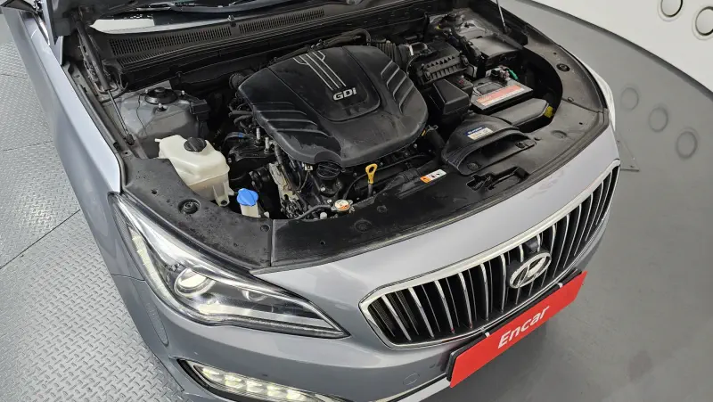 Hyundai Aslan