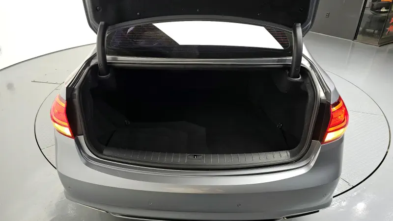 Hyundai Aslan