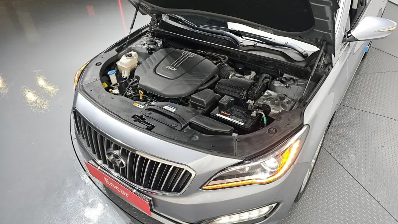 Hyundai Aslan