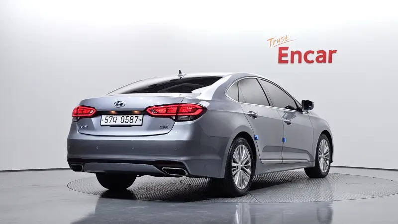 Hyundai Aslan
