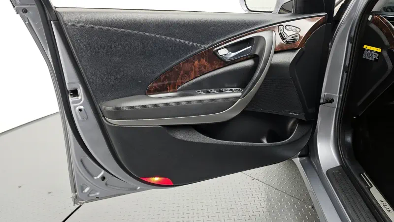 Hyundai Aslan