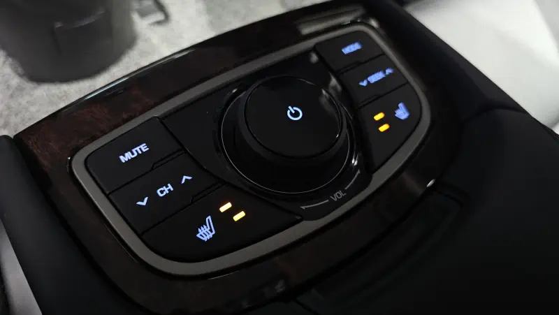 Hyundai Aslan