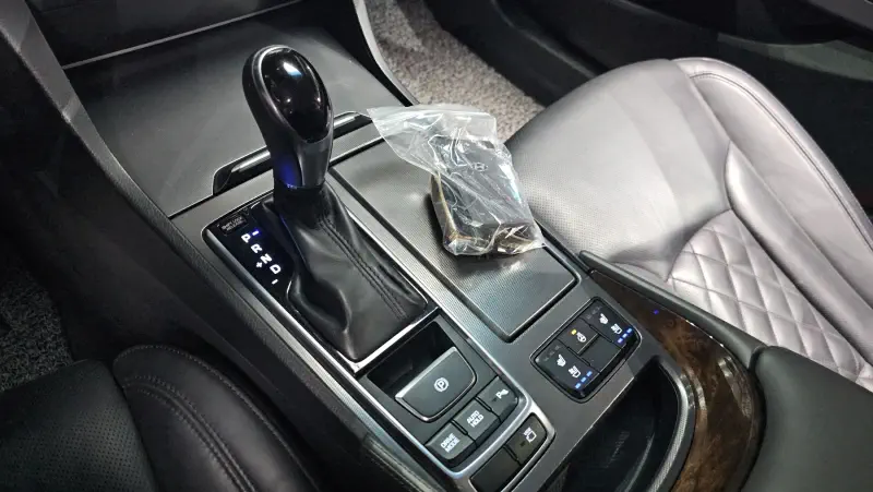 Hyundai Aslan