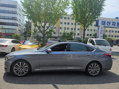 Hyundai Genesis