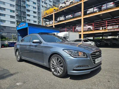Hyundai Genesis