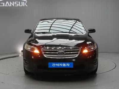 Ford TAURUS
