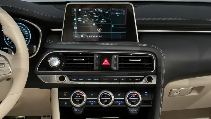 Genesis G70