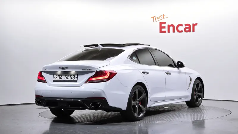 Genesis G70