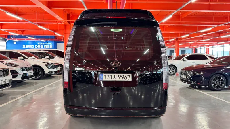 Hyundai Staria