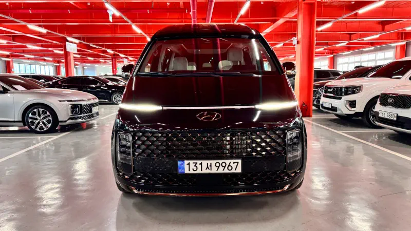 Hyundai Staria