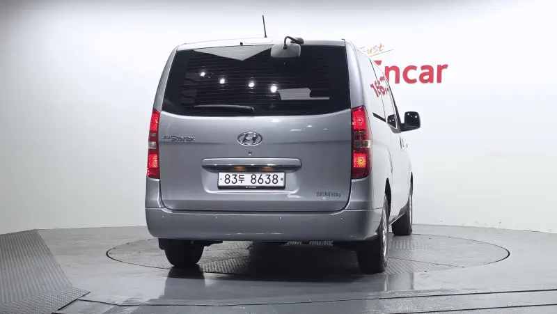 Hyundai Grand Starex