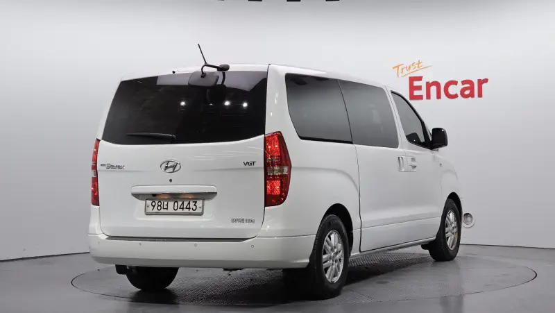Hyundai Grand Starex