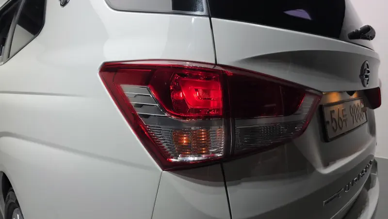 SsangYong Korando Turismo