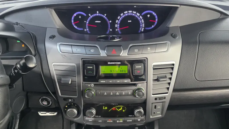 SsangYong Korando Turismo