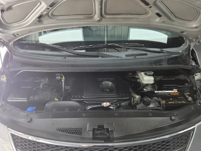 Hyundai Grand Starex