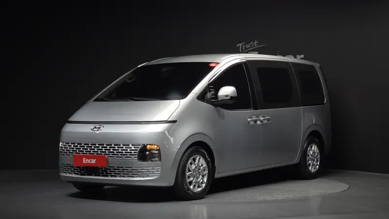 Hyundai Staria