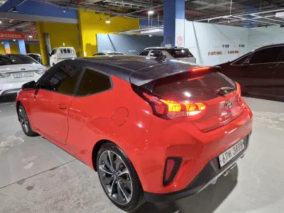 Hyundai Veloster