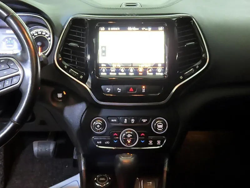 Jeep Cherokee