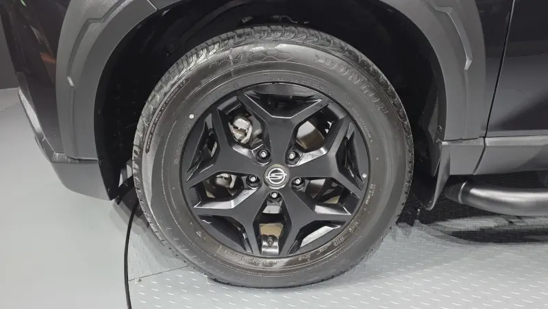 SsangYong Rexton Sports Khan