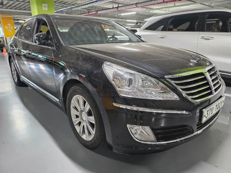 Hyundai Equus