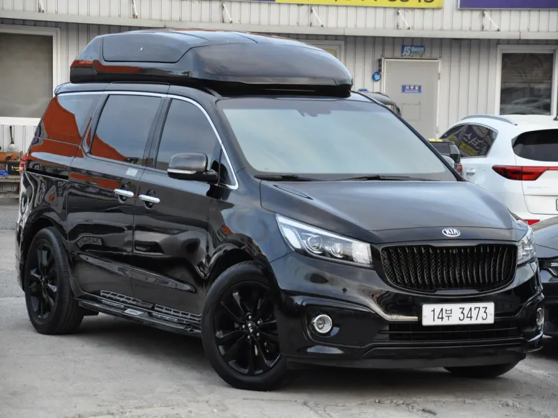 Kia Carnival