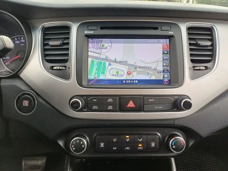 Kia Carens