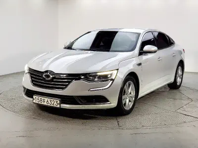 Renault SM6
