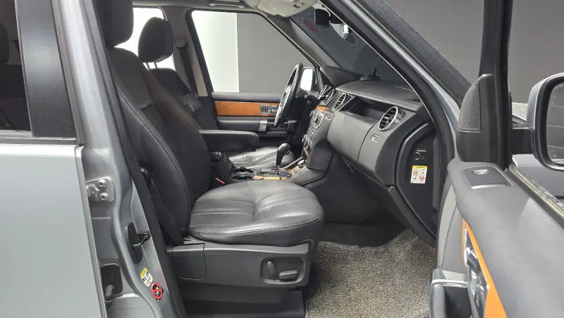 Land Rover DISCOVERY