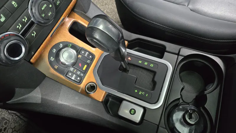 Land Rover DISCOVERY