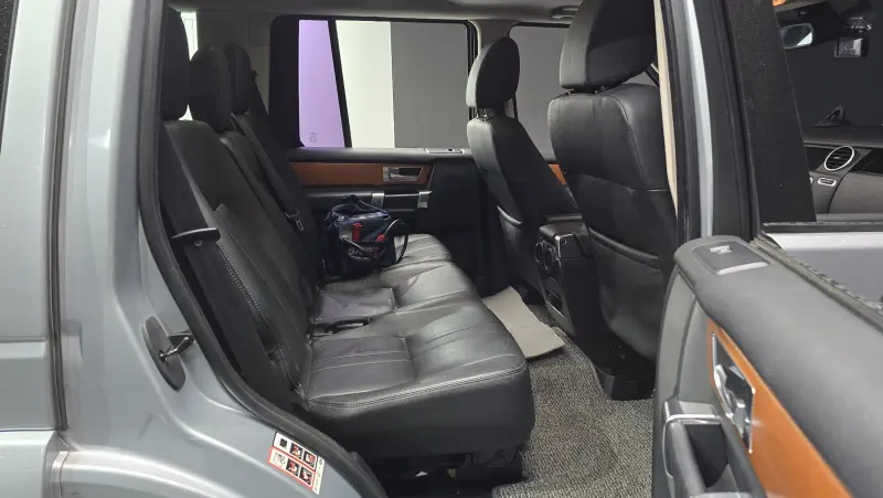 Land Rover DISCOVERY