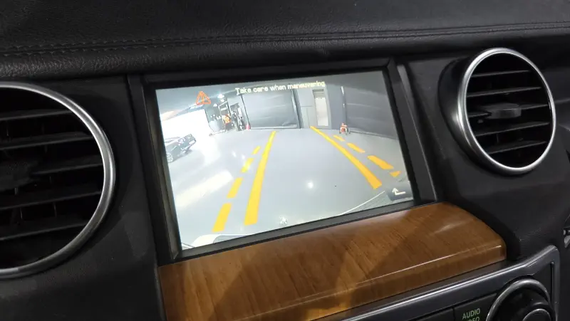 Land Rover DISCOVERY