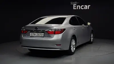 Lexus ES300h