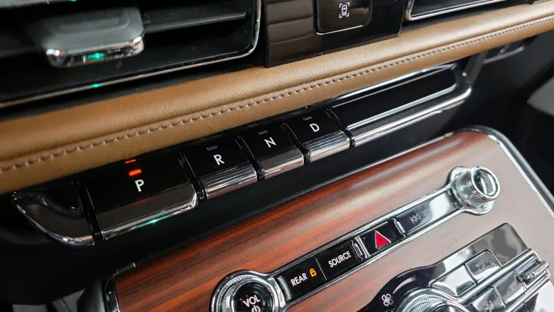 Lincoln Aviator