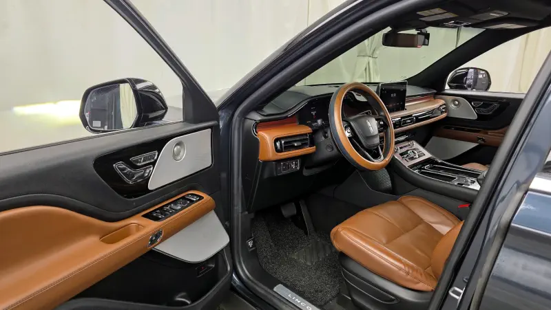 Lincoln Aviator