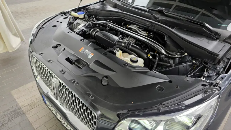 Lincoln Aviator