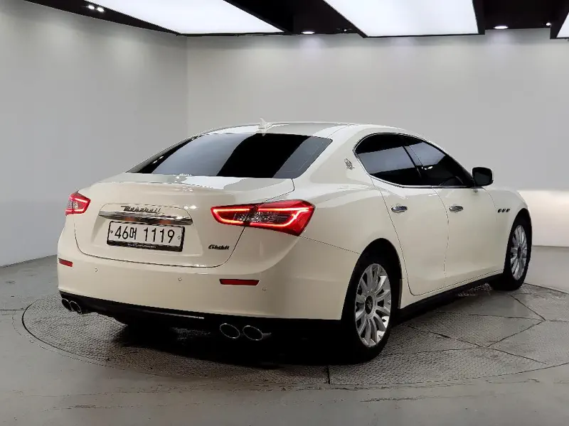Maserati Ghibli
