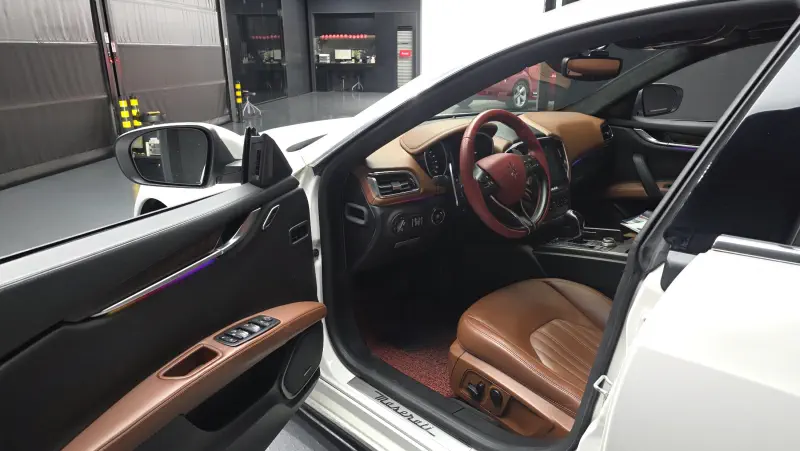 Maserati Ghibli