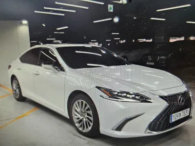 Lexus ES300h