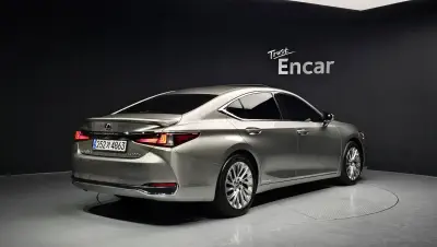 Lexus ES300h
