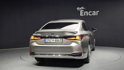 Lexus ES300h