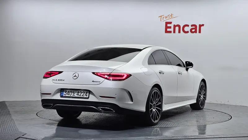 Mercedes-Benz CLS-Class