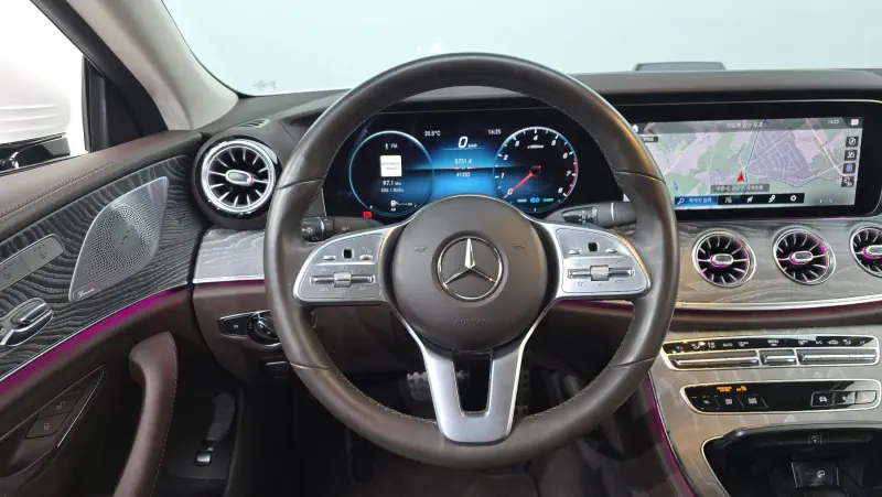 Mercedes-Benz CLS-Class