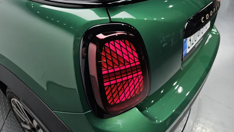 MINI Cooper Convertible