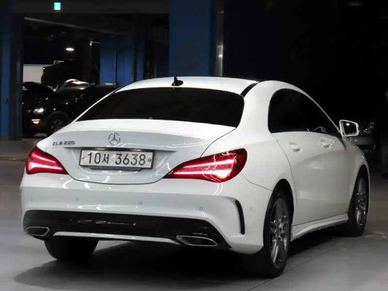 Mercedes-Benz CLA-Class