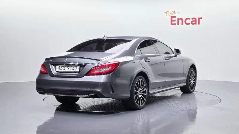 Mercedes-Benz CLS-Class