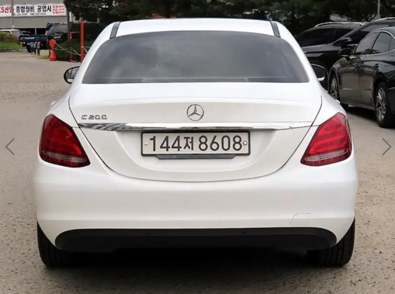 Mercedes-Benz C-Class