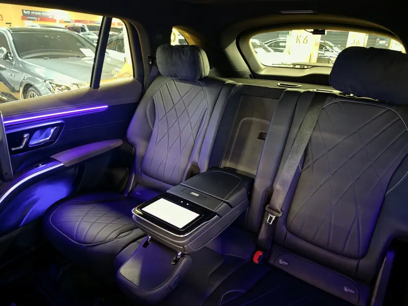 Mercedes-Benz EQS SUV