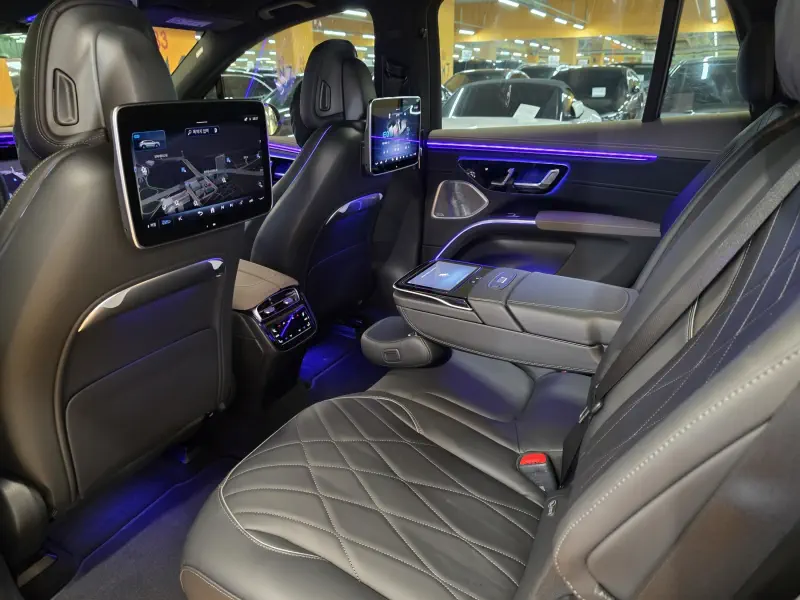 Mercedes-Benz EQS SUV